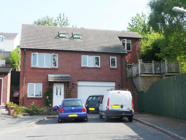 Double bedroom near Torbay hospital Main Photo