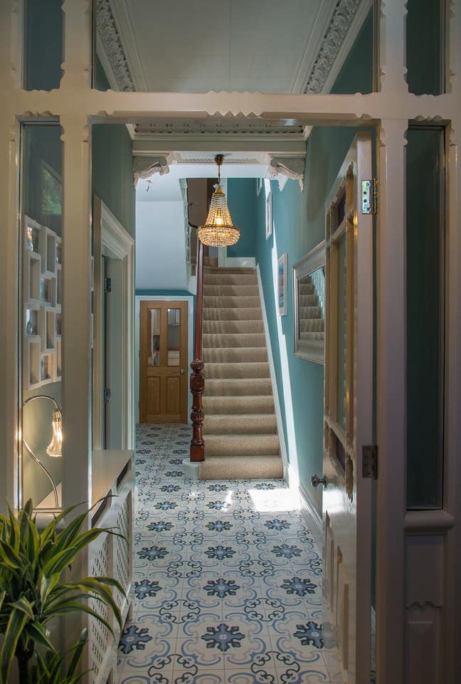 Unique Boutique Home Share in PL4 Main Photo
