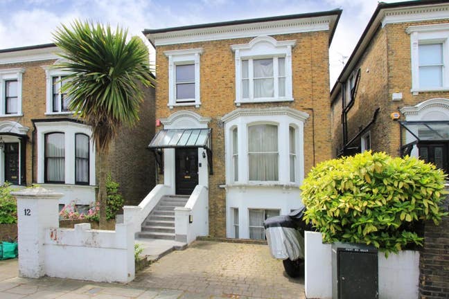 Double Room in Large Victorian House Share W5 Main Photo