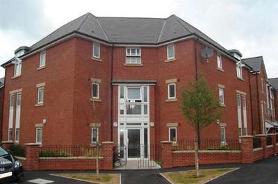 Single Ensuite Room in Hulme Near  Uni.(No Deposi) Main Photo