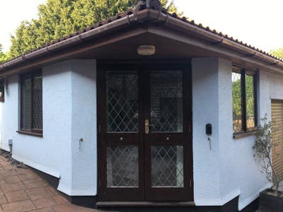 1 bed annex with ensuite and private entrance Main Photo