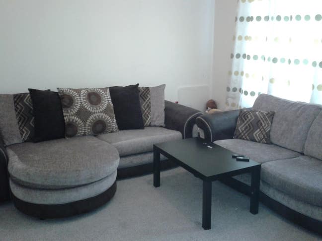 Three bed House Near Tesco express...cherry lane Main Photo