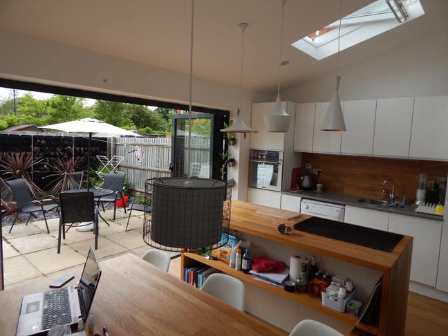 Great Room- from 20Th Dec in Stortford!! Main Photo