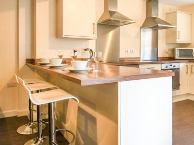 Friendly House - Great Area Main Photo