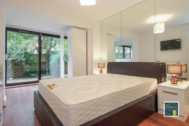 1 double avail, Z2 prof share ALL bills,WiFi&TVs Main Photo