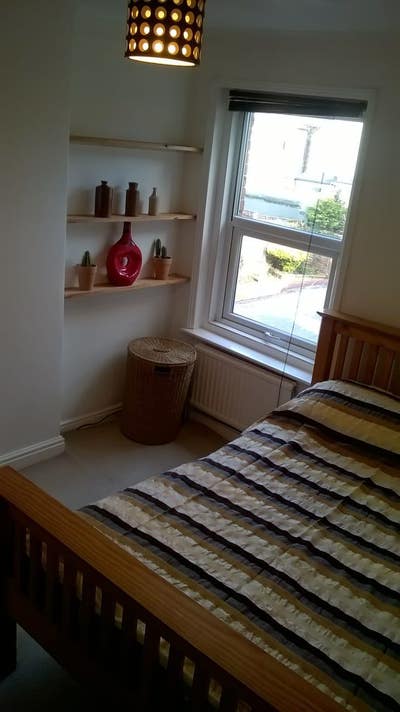 Spacious double room in a gay friendly house  Main Photo