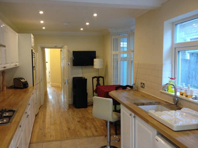 Large Ensuite room  East Croydon &pound;850pcm  Main Photo