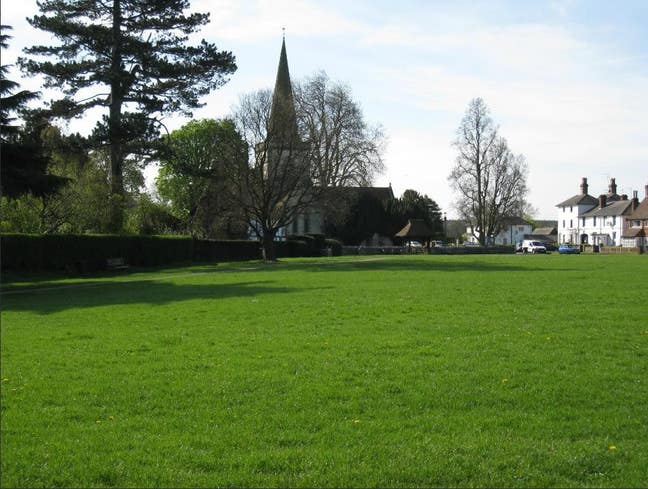 Large Room / Two Entrance's / early Feb 2026  Main Photo