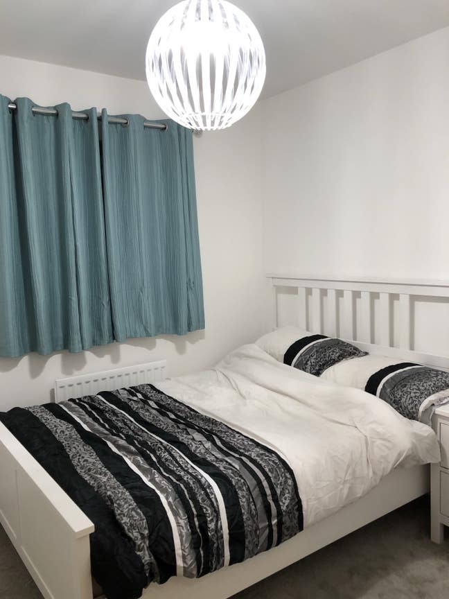Double room to rent in a 2 bed 2 bathroom flat Main Photo