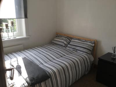 1 double bedroom fitted wardrobe to rent ML9 Area Main Photo