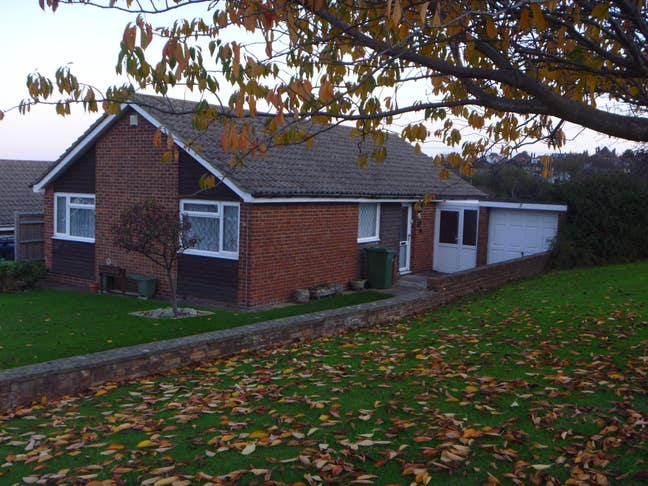 Luxury Bungalow near EDGH Hospital om available Main Photo