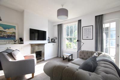  Luxury Double Room 10Min Walk to Station Main Photo