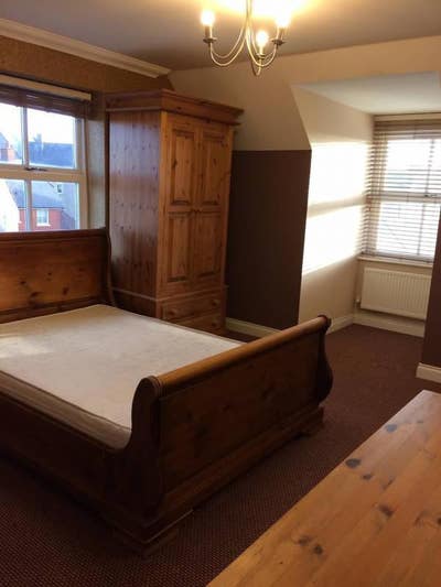 Huge 18.5M Ensuite All Bills inc 5 Mins High St  Main Photo