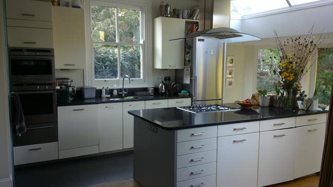 Chiswick double room to let Mon-Fri Main Photo