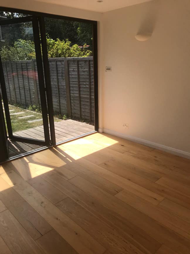 Large self contained Room in Queenspark Main Photo