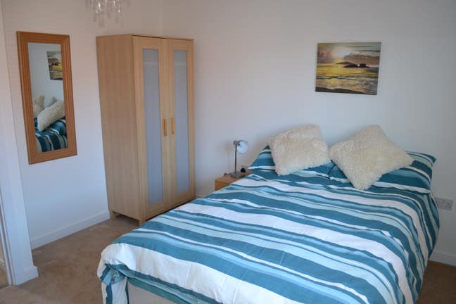 Large Double Room in Littlehampton Townhouse Main Photo