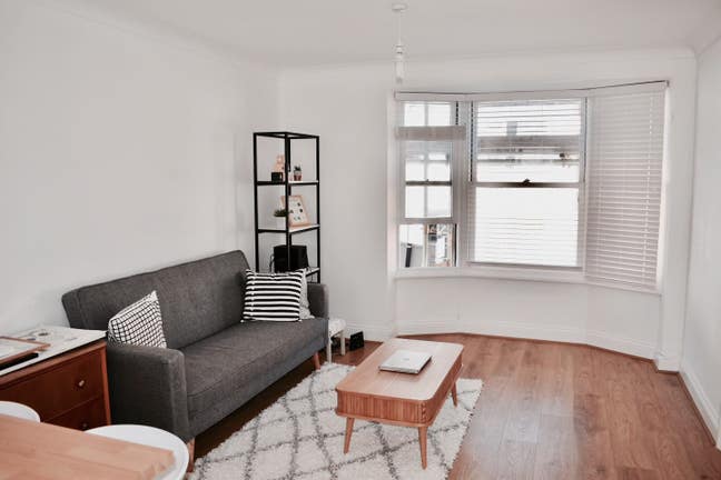 Beautiful 1 Bedroom Flat off Lewes Rd Main Photo