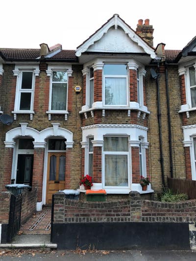 Denbigh Rd Double bedroom available  Main Photo