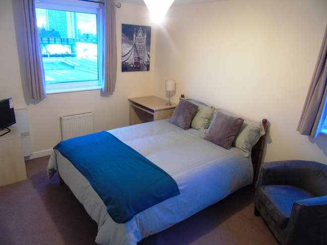  Bright Double Room in Kensington Main Photo