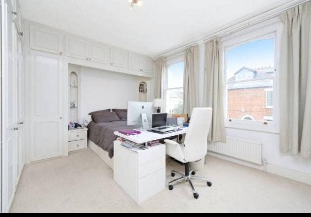 Lovely Big Double Room in Fulham Near Tube  Main Photo