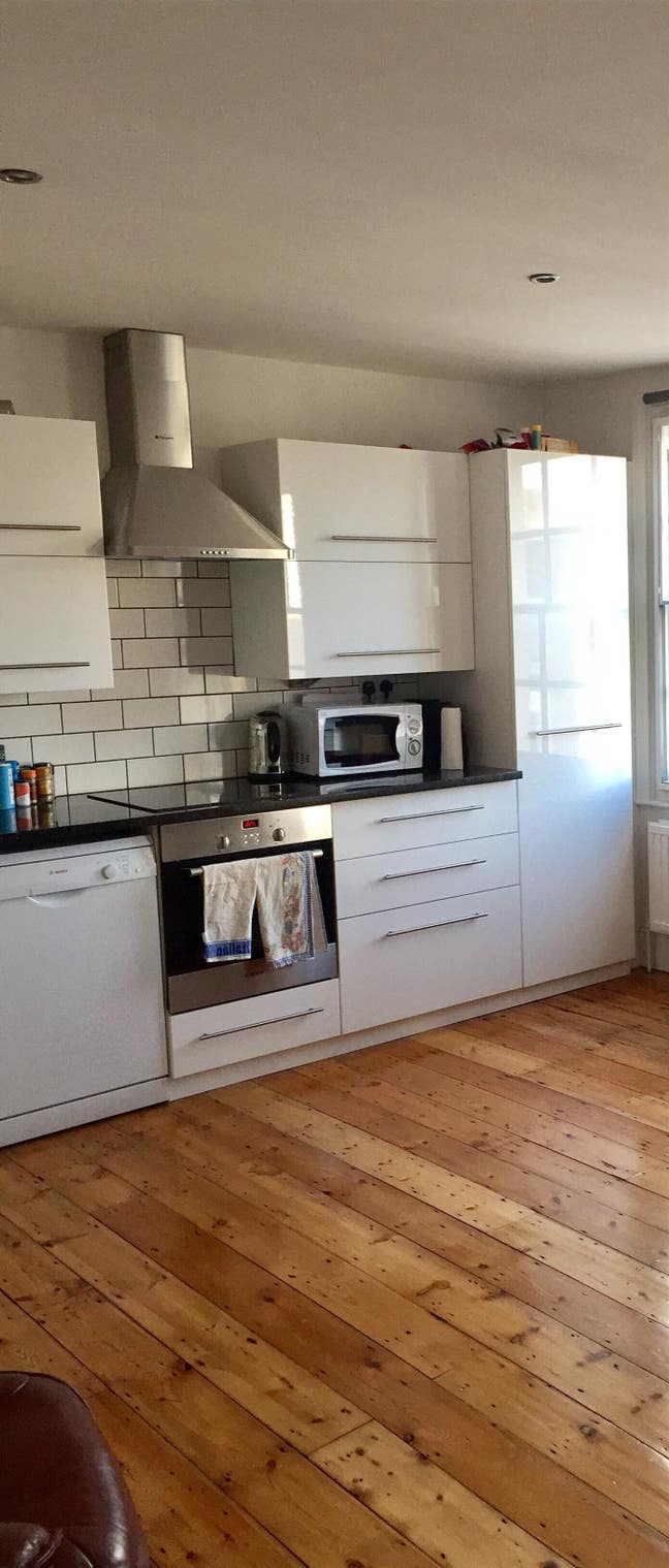 Large Double En Suite Room in Bloomsbury Main Photo