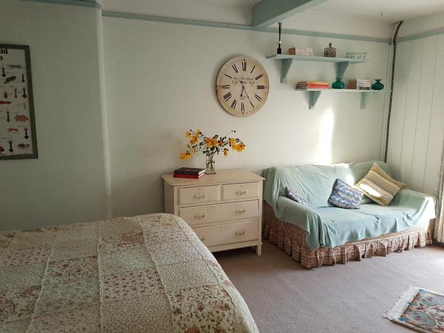 Spacious room in central Devizes Main Photo