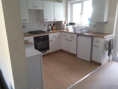 Nice  Double room  good  house mates comfortable  Main Photo