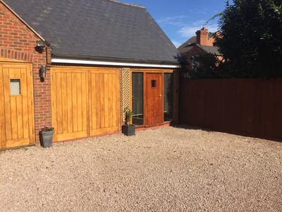Unit 3, Hampton Court Main Photo