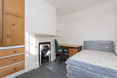 5 Bed town house -Bills included- City Centre Main Photo