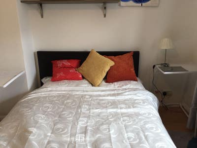 Large double room fully furnished available Main Photo