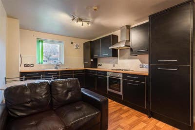 Double room available near both universities Main Photo