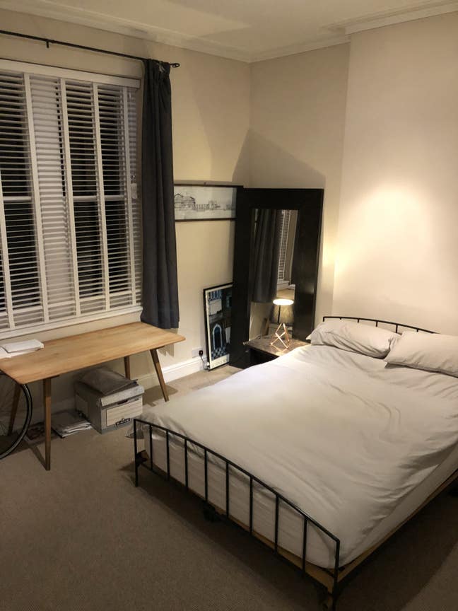 Room Main Photo