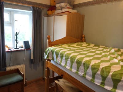 Single Room for rent- All inclusive Main Photo