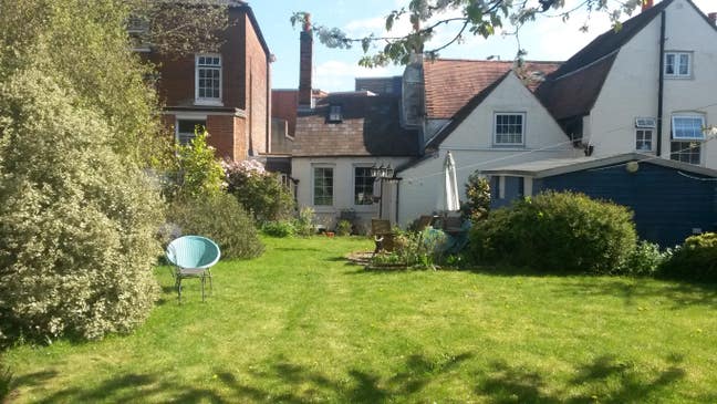 Fabulous period houseshare - Quirky cottage - town Main Photo