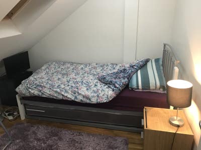 Cosy Double Room in London  Main Photo