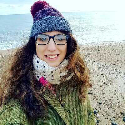 Looking for room in Surrey Main Photo