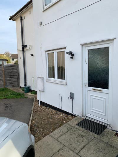 Studio Apartment with Garden in Aylesbury  Main Photo