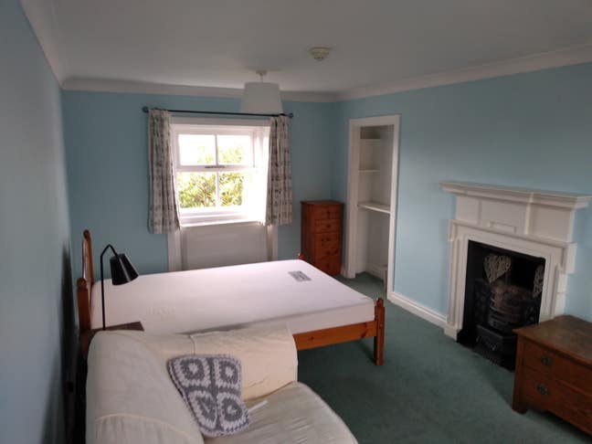 Rooms to rent for female graduates/professionals Main Photo