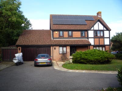 Winnersh Double Room Main Photo