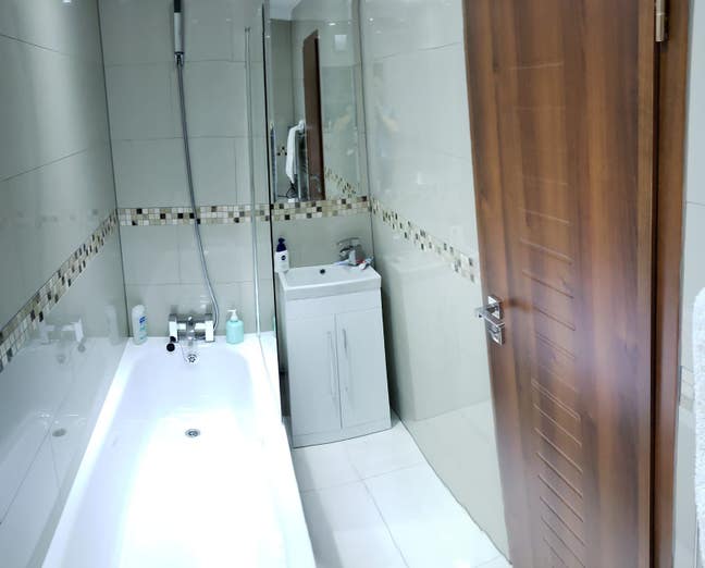 Spacious single room for rent Wembley  Main Photo