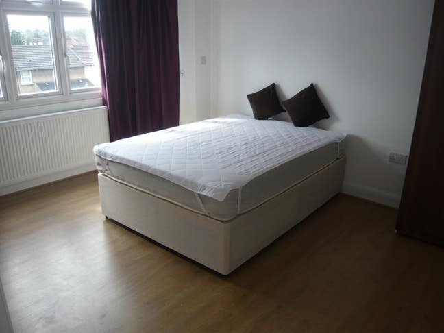En-suite Room w/bath-7min walk to Station Main Photo