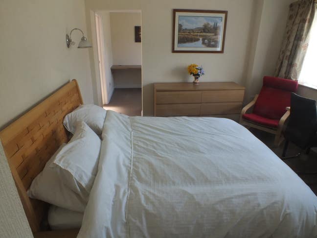 En-Suite King & King Avalible in Middleton PE321R Main Photo