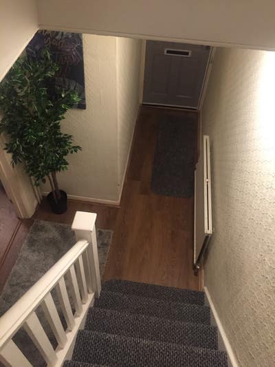 3 large rooms available, 2 bathrooms & driveway Main Photo