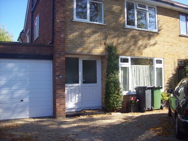 Double furnished room, Whitnash Main Photo
