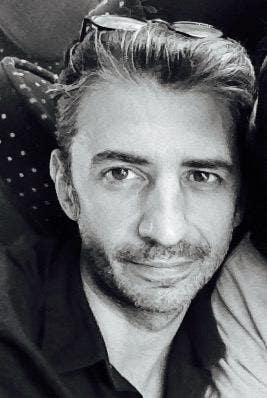 I am Fran I am a chef in Spain I go to UK Main Photo