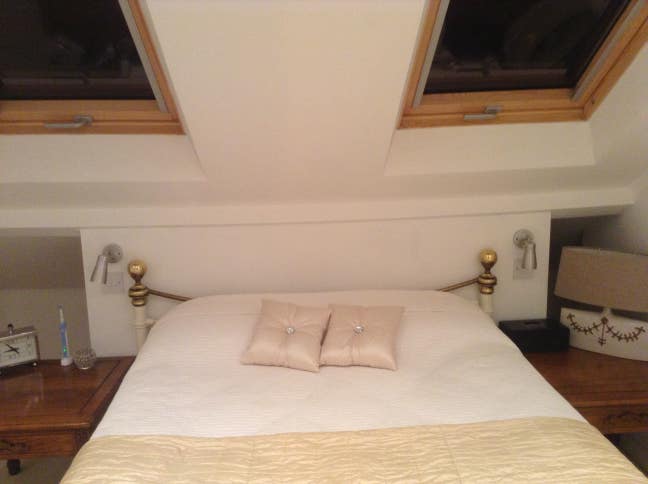 Converted loft room Main Photo