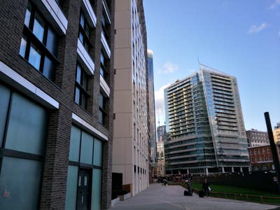 Zone 1 room available Main Photo