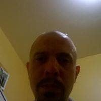 40+ year old Male seeks a single or double room Main Photo
