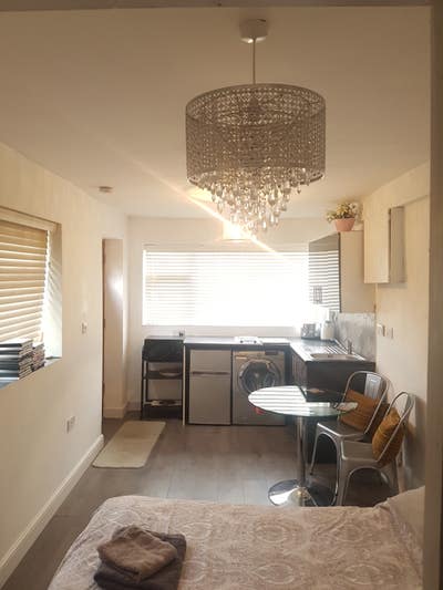 Small Smart Studio Main Photo