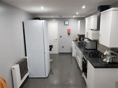 🌟Large Double Room in a Newly Refurbished House🌟 Main Photo